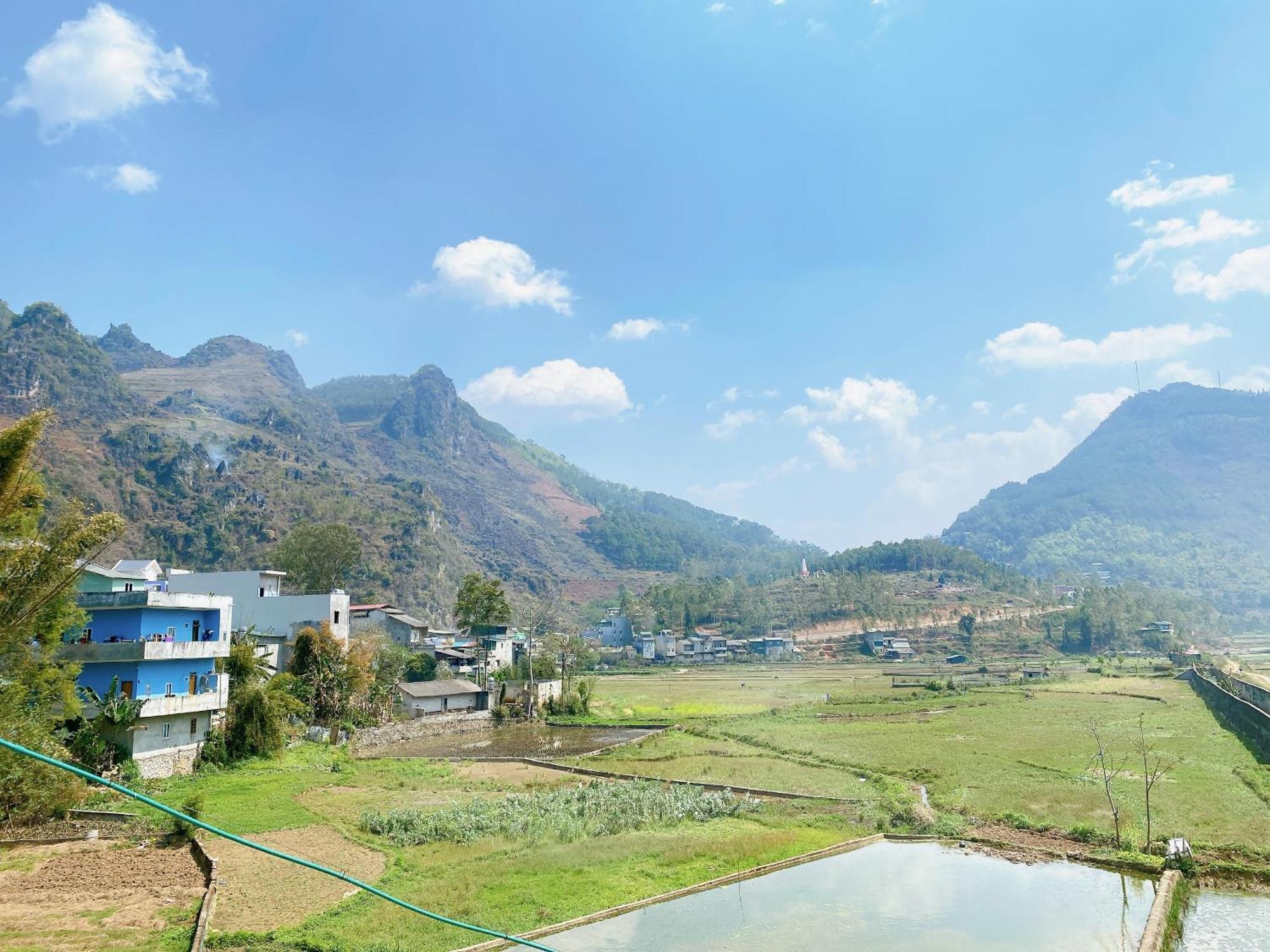 Homestay Hong Anh Dong Van  Exteriör bild