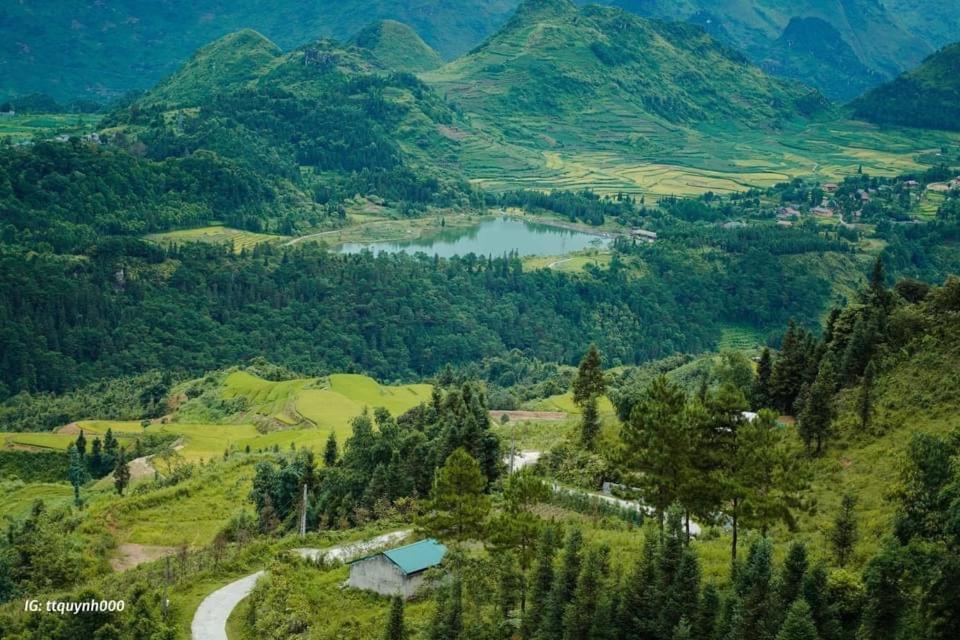Homestay Hong Anh Dong Van  Exteriör bild